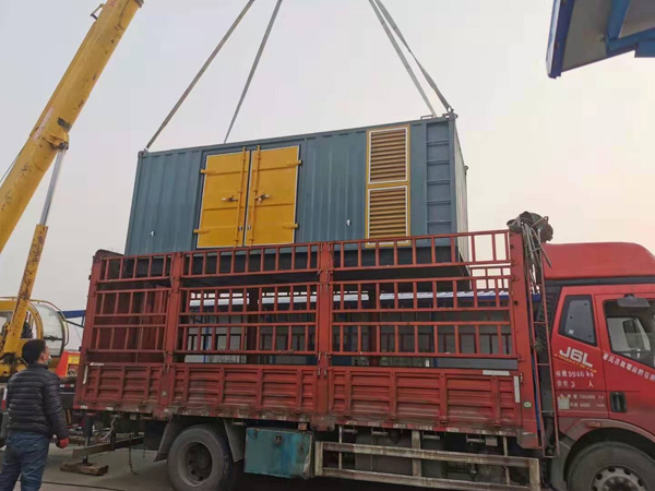 恩施如何根据测量要求选择合适的电压表量程？